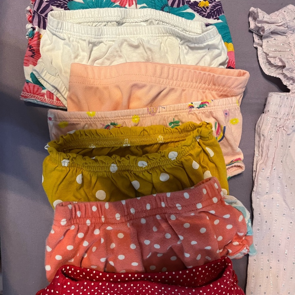 Baby Girl Ruffle Romper and Bloomers Set bundle - Picture 2 of 5